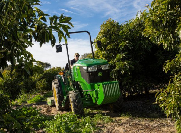 John Deere ensures engine reliability with global NVH tools